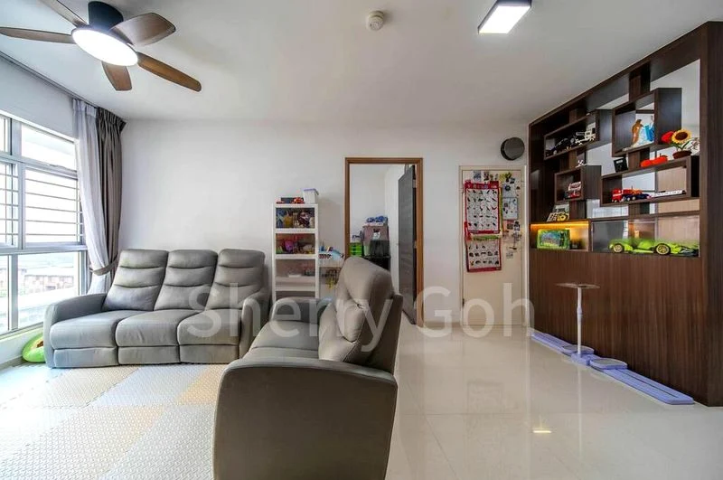 5 Room (5A) HDB for Sale in 406C Northshore Drive - Image 15