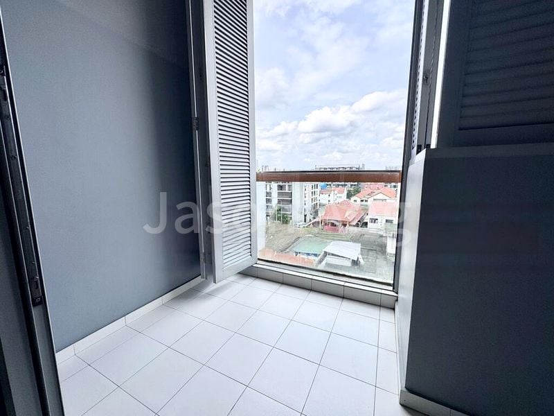 2 Bed Condo for Rent in  # 1 Suites - Image 4