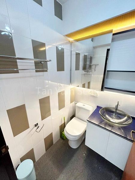 4 Room (4A) HDB for Sale in  217A Sumang Walk - Image 6