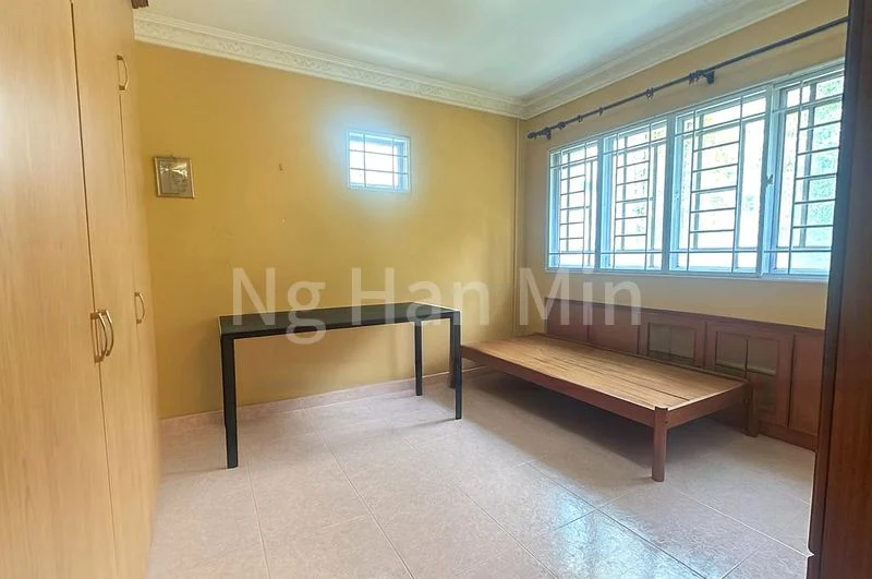 5 Room (5I) HDB for Sale in 606 Woodlands Ring Road - Image 4