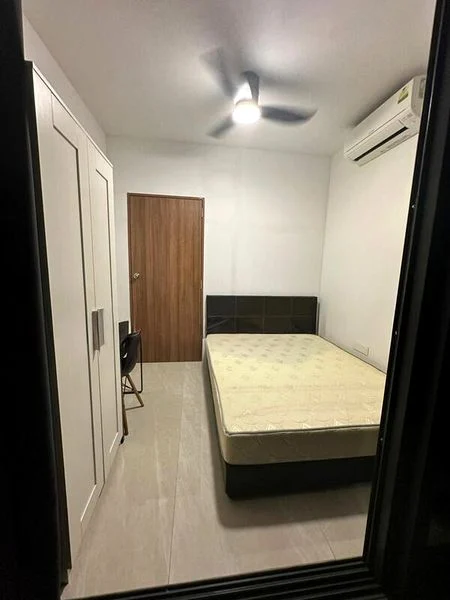 2 Bed Condo for Rent in Normanton Park - Image 1