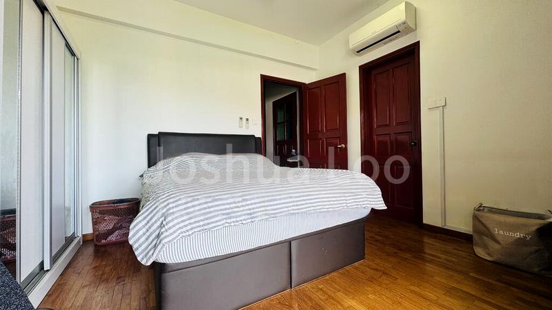 6 Bed Terraced House (Landed) for Sale in  Stratum - Image 9