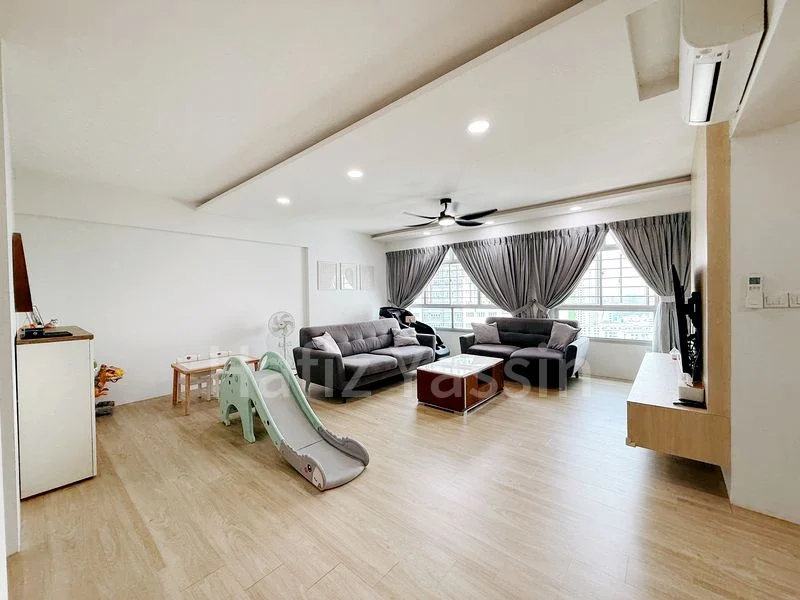 5 Room (5I) HDB for Sale in  183B Woodlands Street 13 - Image 2