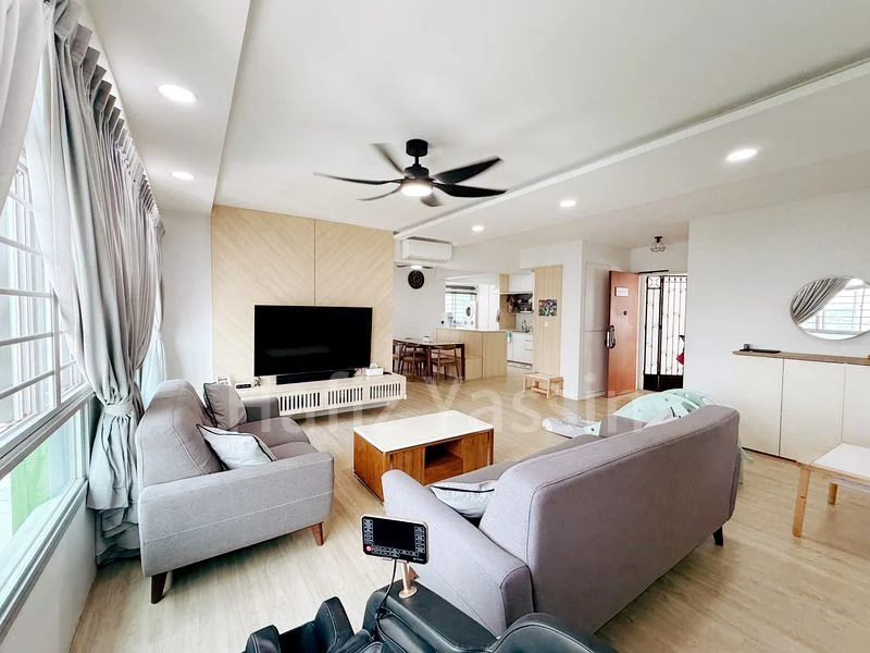 5 Room (5I) HDB for Sale in  183B Woodlands Street 13 - Image 1