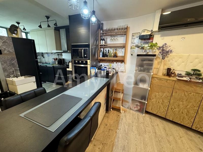 Executive HDB for Sale in  479 Segar Road - Image 13