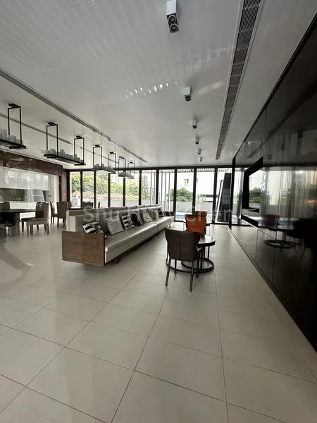 4 Bed Condo for Rent in Skyline Residences - Image 9