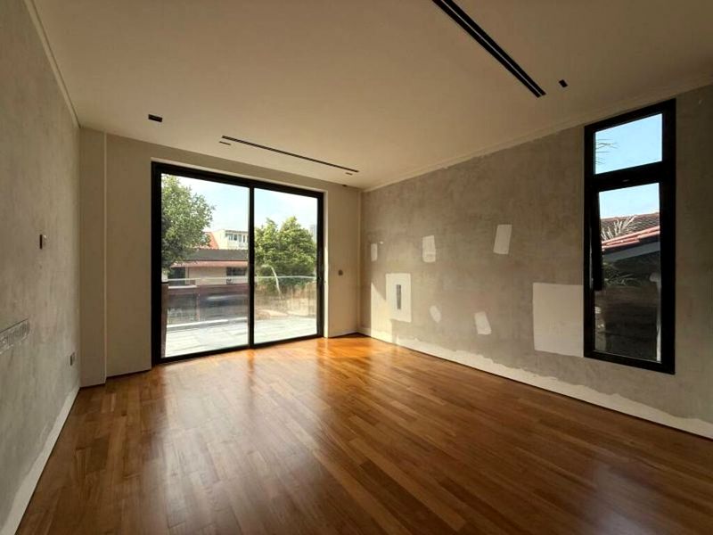 8 Bed Bungalow (Landed) for Sale in  Jalan Merlimau - Image 6