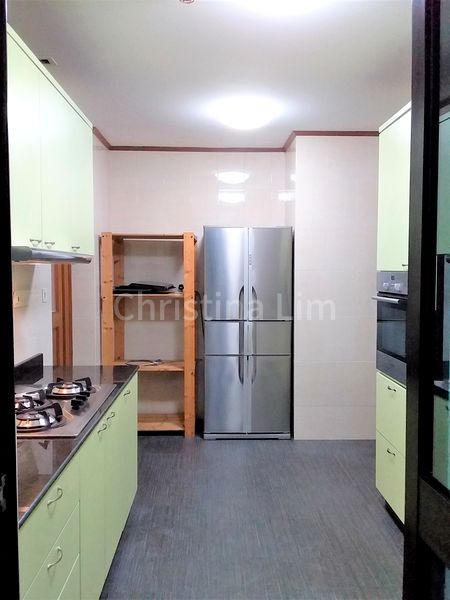 3 Bed Condo for Rent in  Spring Grove - Image 3