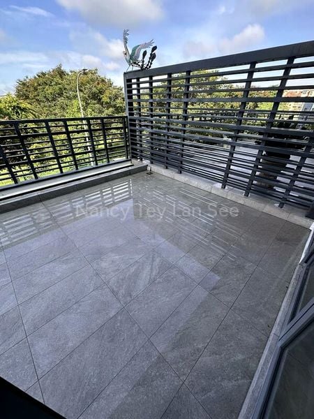 5 Bed Semi-Detached House (Landed) for Rent in  EastCreek @ Canberra - Image 5