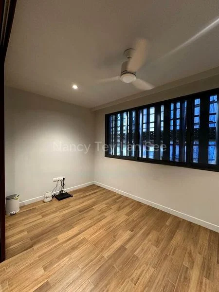 5 Bed Semi-Detached House (Landed) for Rent in  EastCreek @ Canberra - Image 1