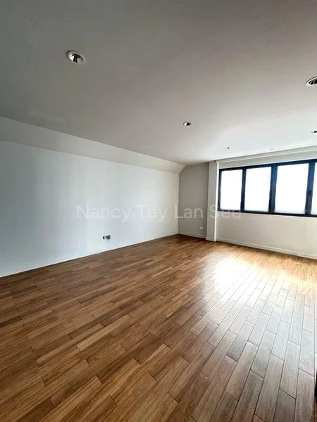 5 Bed Semi-Detached House (Landed) for Rent in  EastCreek @ Canberra - Image 13