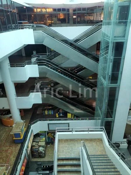 Shop / Shophouse for Rent: Beauty World Centre - Image 1