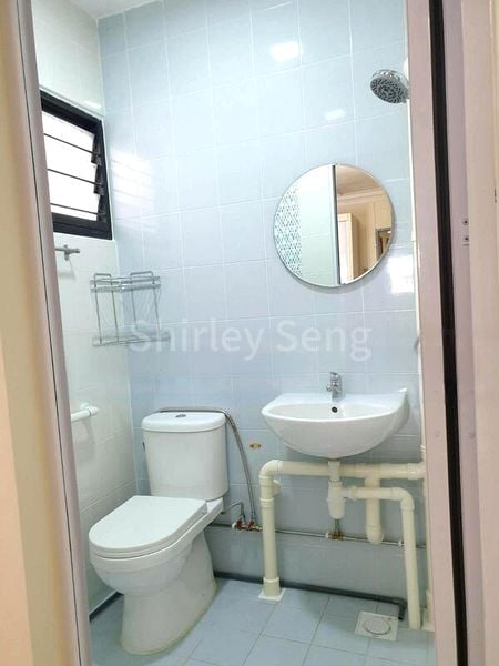 2 Room (2STD) HDB for Rent in  450 Ang Mo Kio Avenue 10 - Image 1