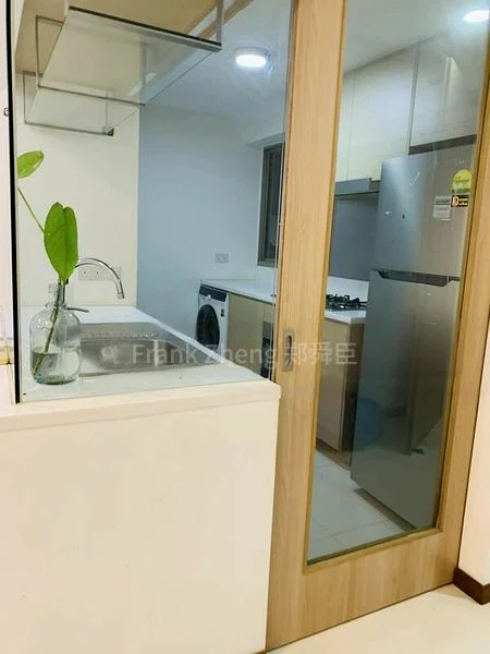 3 Bed Condo for Rent in  Waterfront Gold - Image 3