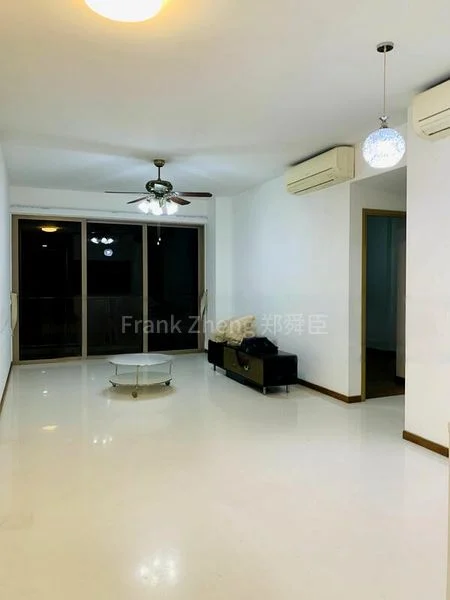 3 Bed Condo for Rent in  Waterfront Gold - Image 1