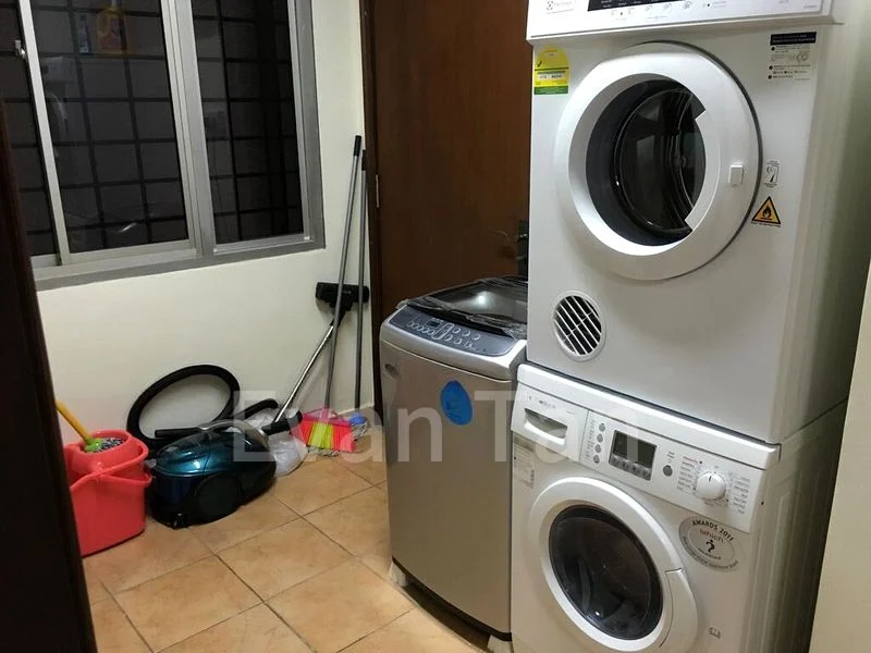 Common Room (Condo) for Rent in UE Square - Image 8