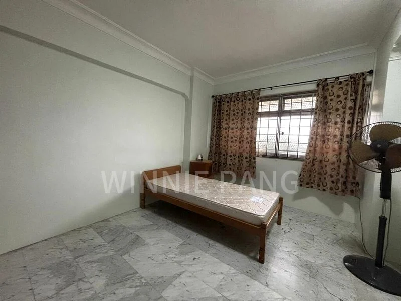 Room (HDB) for Rent in 810 Woodlands Street 81 - Image 2