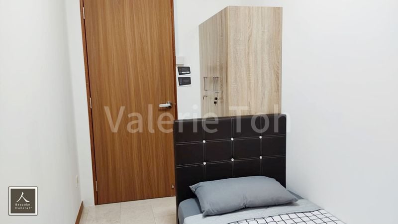Common Room (Condo) for Rent in  The Lakeshore - Image 8