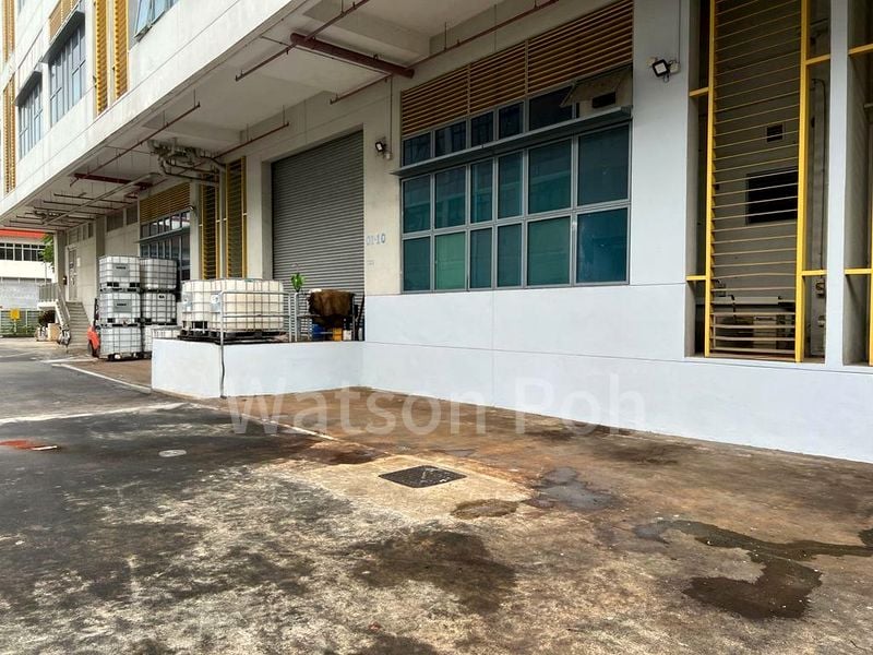 Light Industrial (B1) for Rent: Ground floor factory and warehouse on Tagore. - Image 6