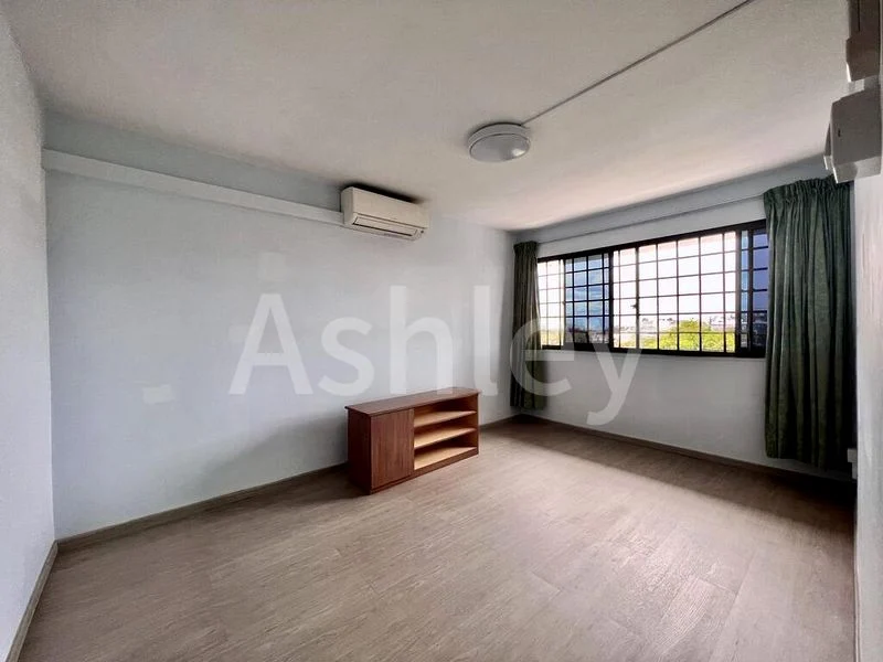 4 Room (4I) HDB for Rent in  41 Bedok South Road - Image 5