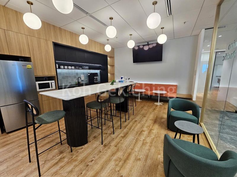 Office for Rent: Asia Square Tower 1 - Image 3