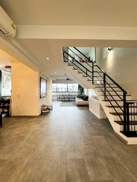 Maisonette HDB for Sale in  633 Hougang Avenue 8 - Image 14