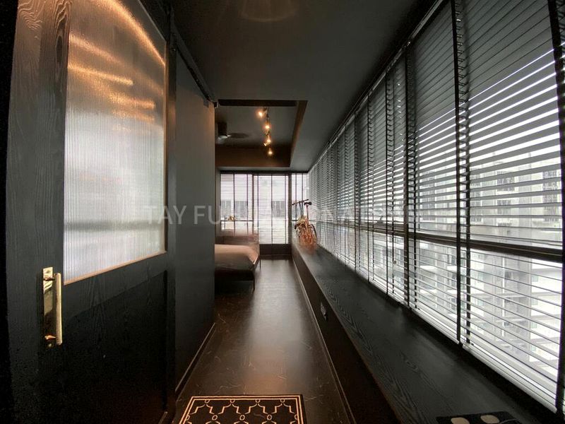 1 Bed Apartment (Condo) for Rent in  Lumiere - Image 4