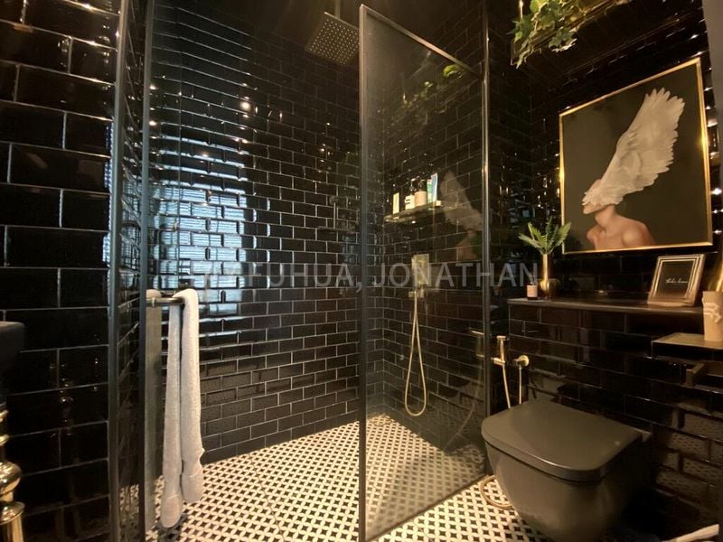 1 Bed Apartment (Condo) for Rent in  Lumiere - Image 3