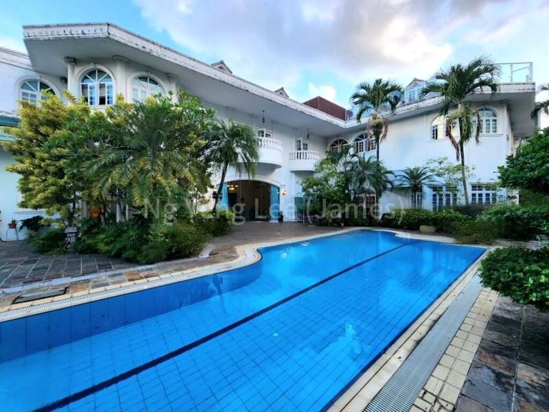 6 Bed Bungalow (Landed) for Sale in  Swettenham Close - Image 11