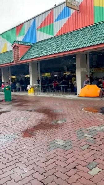 Shop / Shophouse for Sale: 449 Ang Mo Kio Avenue 10 - Image 2