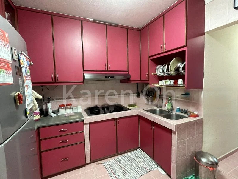 Common Room (HDB) for Rent in  939 Hougang Street 92 - Image 1