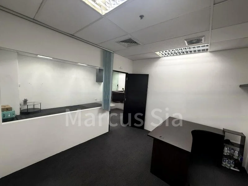 Office for Sale: Parklane Shopping Mall - Image 5