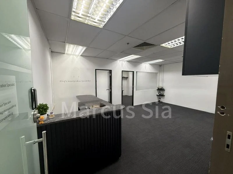 Office for Sale: Parklane Shopping Mall - Image 1