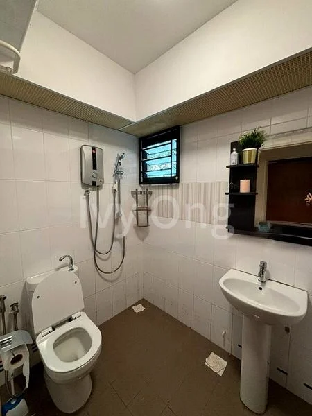 3 Room (3A) HDB for Rent in 262 Toa Payoh East - Image 11
