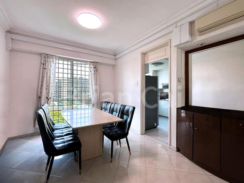 3 Bed Condo for Sale in  Elias Green - Image 3