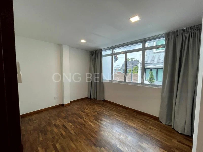 Shop / Shophouse for Sale: 160 Yishun Street 11 - Image 1