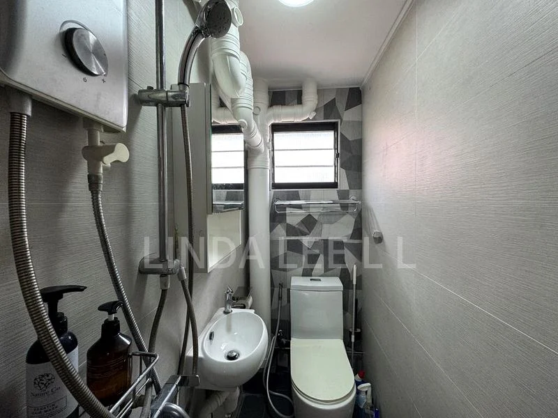 3 Room (3STD) HDB for Rent in  67 Circuit Road - Image 2