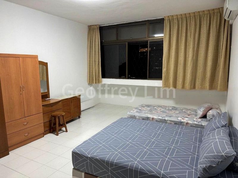 Master Room (Condo) for Rent in People's Park Centre - Image 3