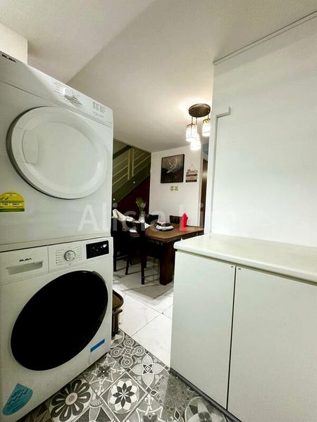 Common Room (Condo) for Rent in  People's Park Complex - Image 2