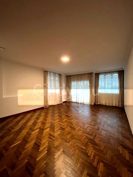 4 Bed Semi-Detached House (Landed) for Sale in  Kew Avenue - Image 5