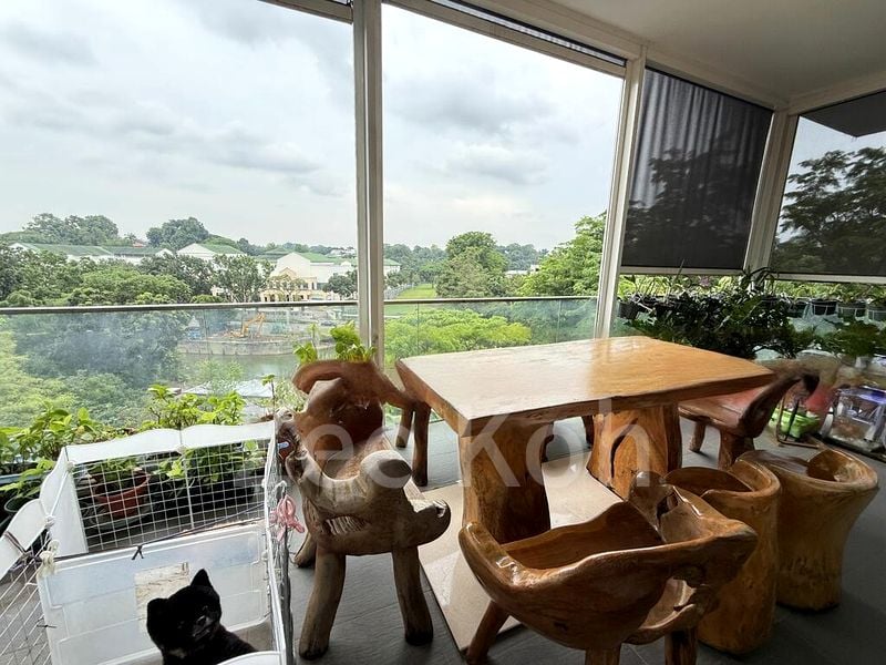 4 Bed Condo for Rent in  One Robin - Image 12