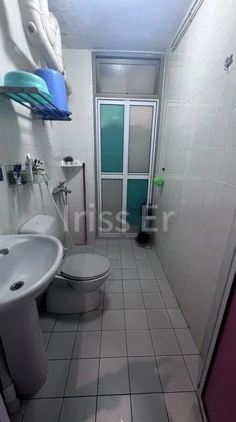 5 Room (5I) HDB for Sale in 720 Tampines Street 72 - Image 17