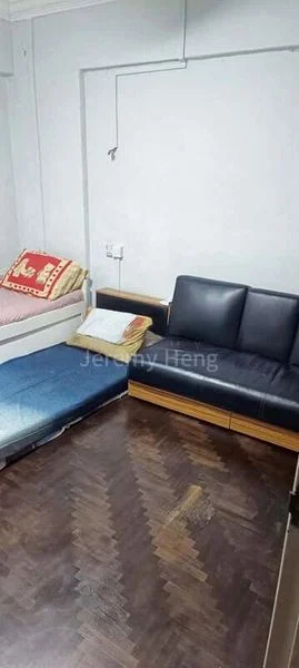 Room (HDB) for Rent in  337 Jurong East Avenue 1 - Image 1
