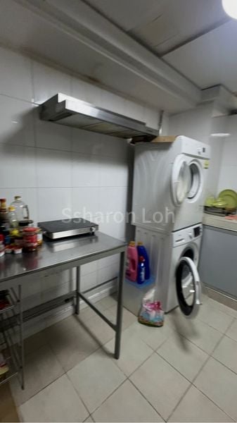 Master Room (Condo) for Rent in  People's Park Complex - Image 4