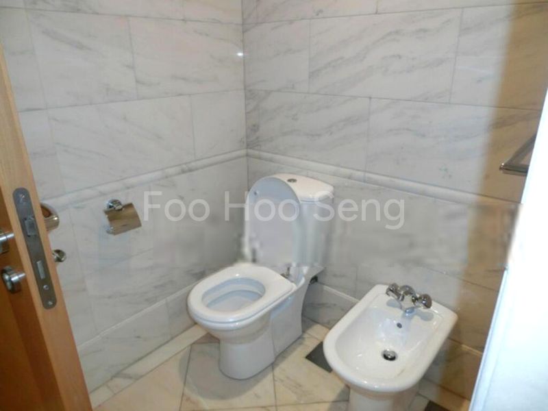 4 Bed Condo for Rent in  Ardmore Park - Image 7