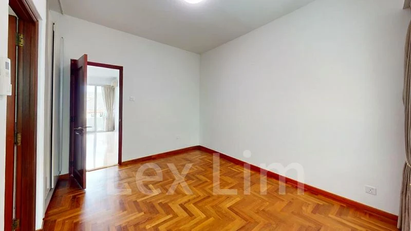 4 Bed Condo for Rent in  Pepys Hill Condominium - Image 9