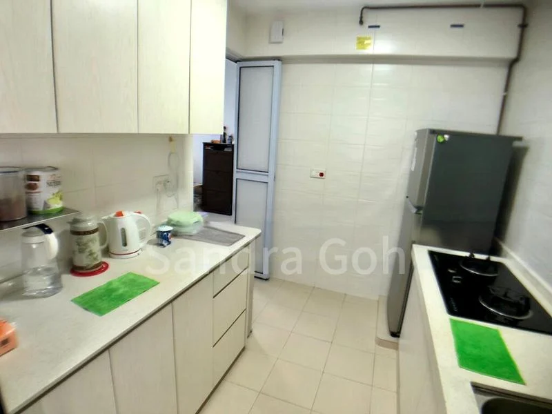 Master Room (HDB) for Rent in  51 Commonwealth Drive - Image 2