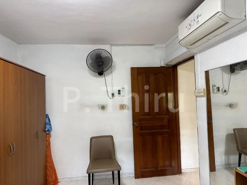 4 Room (4NG) HDB for Sale in  204 Jurong East Street 21 - Image 3