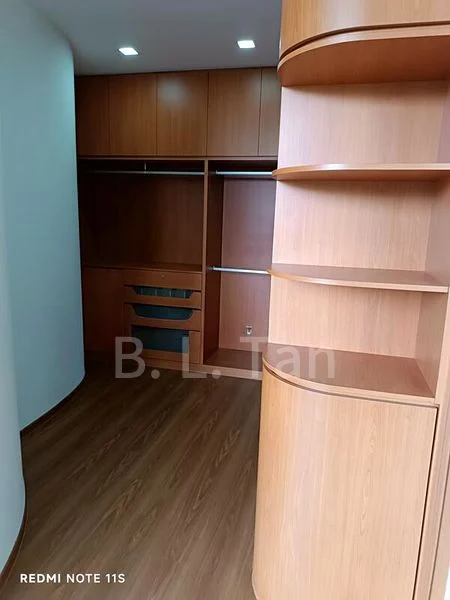 5 Bed Condo for Rent in  The Peak - Image 9