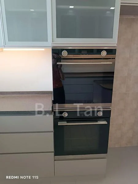 5 Bed Condo for Rent in  The Peak - Image 12